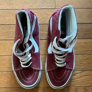 Vans Size 8 Women’s High Top Sneakers